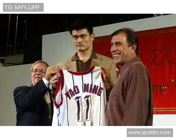 姚明豪华别墅揭秘：篮球巨星的奢华生活与设计理念