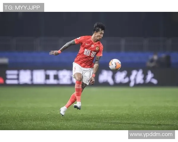 广州足球队的耐力探讨与发展路径分析