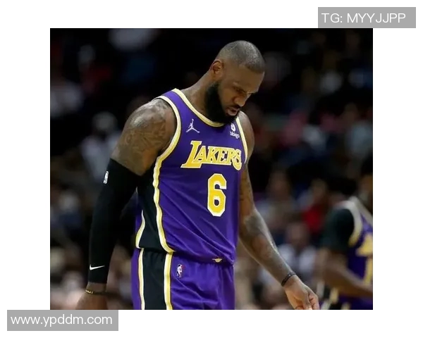 詹姆斯成为第四位生涯总得分突破34000分的球员，创造历史！